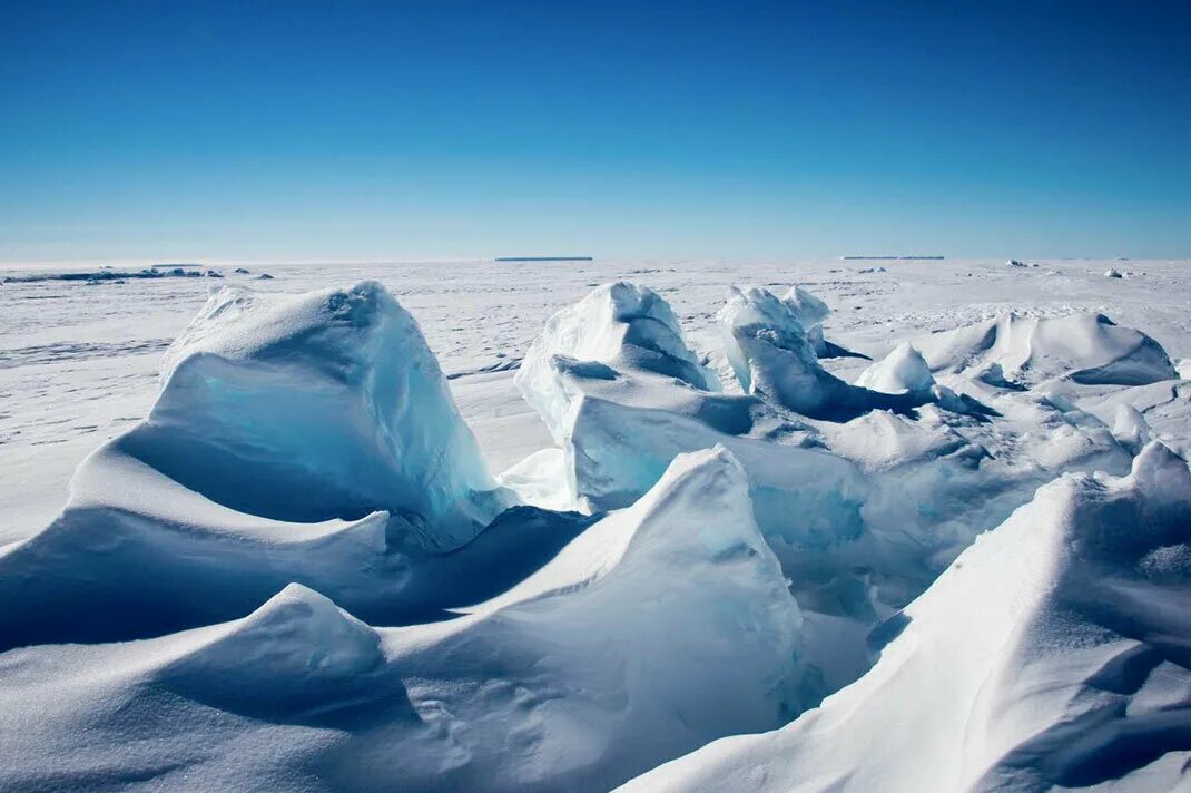 Холодный восток. Антарктида ледяной материк. Антарктида (материк) ледники Антарктиды. Арктика тундра Ледяная пустыня Гренландия. Северный полюс Арктическая пустыня.