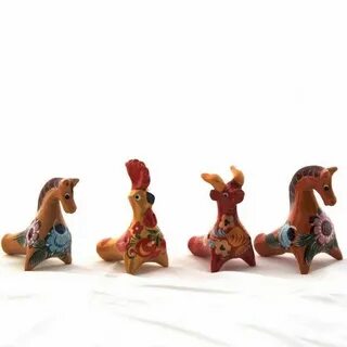 Расписные глиняные игрушки