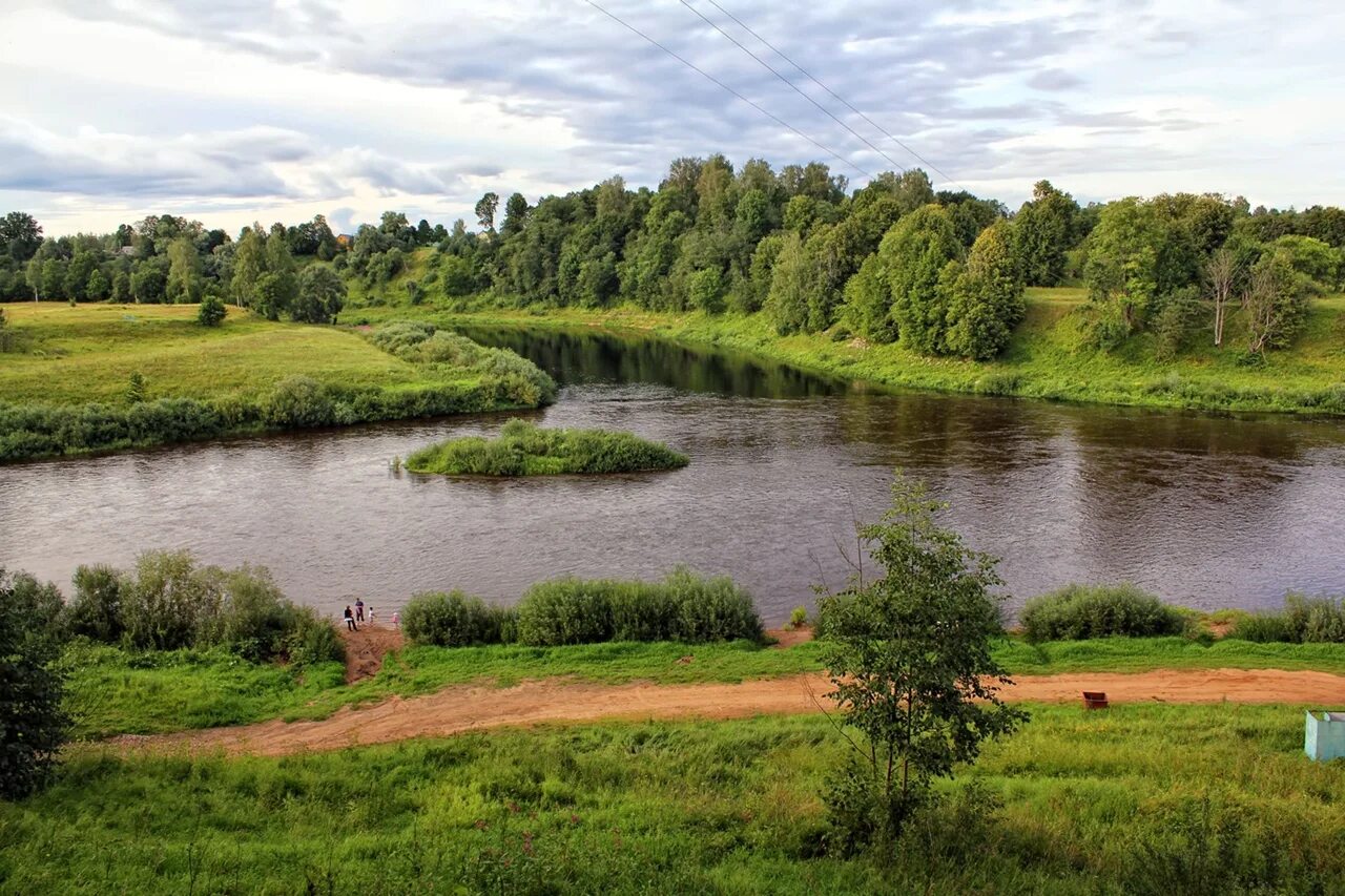 Холм новгород. Холм город Новгородская область Ловать. Г холм Новгородской области река Ловать. Город холм Новгородской области река Ловать. Холм Новгородской области река.