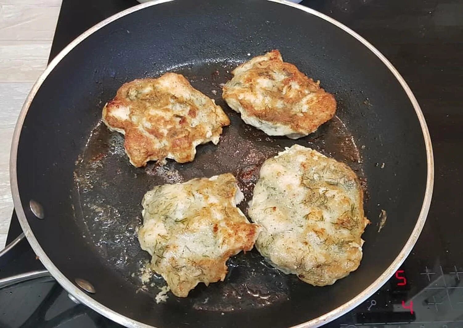 Рецепт рубленных куриных котлет пошагово на сковороде. Котлеты из куриного филе рубленные на сковороде. рубленные котлеты из куриной грудки. котлеты из куриной грудки рубленные на сковороде сочные. куриные рубленные котлеты из грудки.