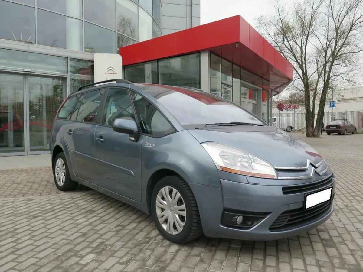 Купить ситроен россия бу. Citroen c4 Picasso 1.6 AMT 2010. Ситроен ц 4 2010 года. Ситроен Пикассо 2010. Ситроен Пикассо 2010 год.