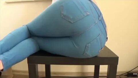 Girl farting