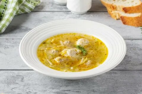 Куриный суп с кабачками