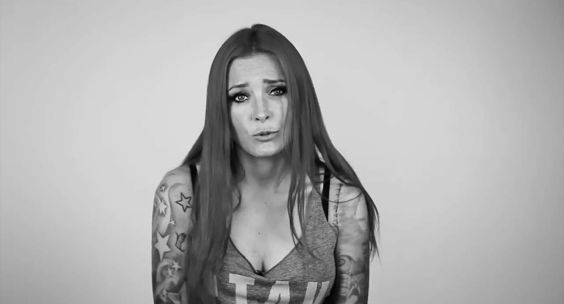 Lara roxx. Roxx_fox. angi kroxx видео. miaroxxx. lexy leaf модель видео.