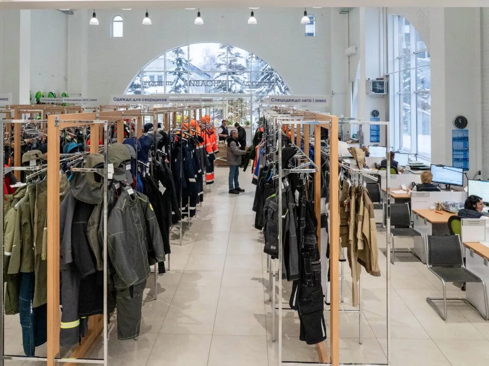 магазин секонд хенд рядом со мной. секонд хенд на вавилова 2. вещевой рынок казань. ванс охотный ряд. одежда ряды москва.