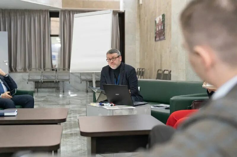 московский медицинский университет сеченова проходные баллы. юрий огнев сеченовский университет. сеченовский университет баллы 2023. стратегическая сессия. биомедицинские исследования.