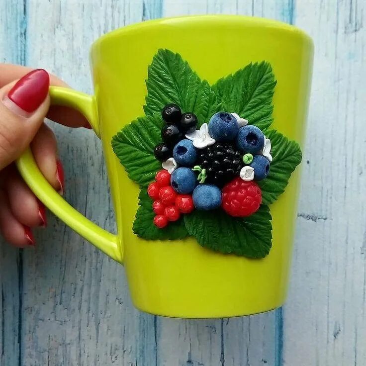 Декорирование кружки. Чашки с декором из полимерной глины. кружка из полимерной глины. декор кружки полимерной глиной. кружки с декором из полимерной глины.