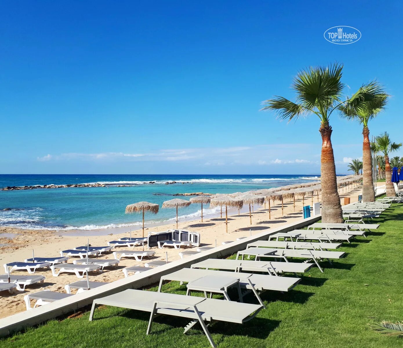 Кермия бич бунгало кипр. So white club resort 5 айя-напа. Atlantica mare village paphos 5*. Atlantica mare village ayia napa 5. Со вайт отель кипр айя напа.