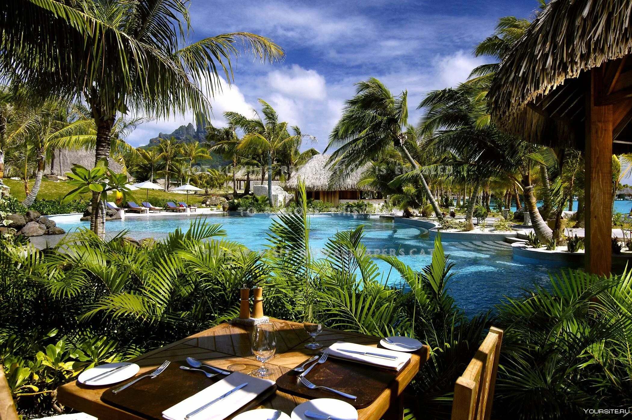 Страна известный курорт. Бора-Бора St Regis. The St. Regis Bora Bora Resort. St.Regis Resort Bora Bora 5*. Бора Бора лучший отель.