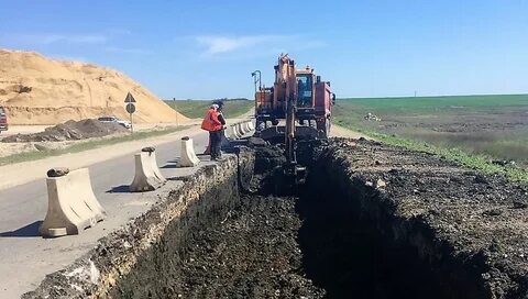 Строительство дорог границей