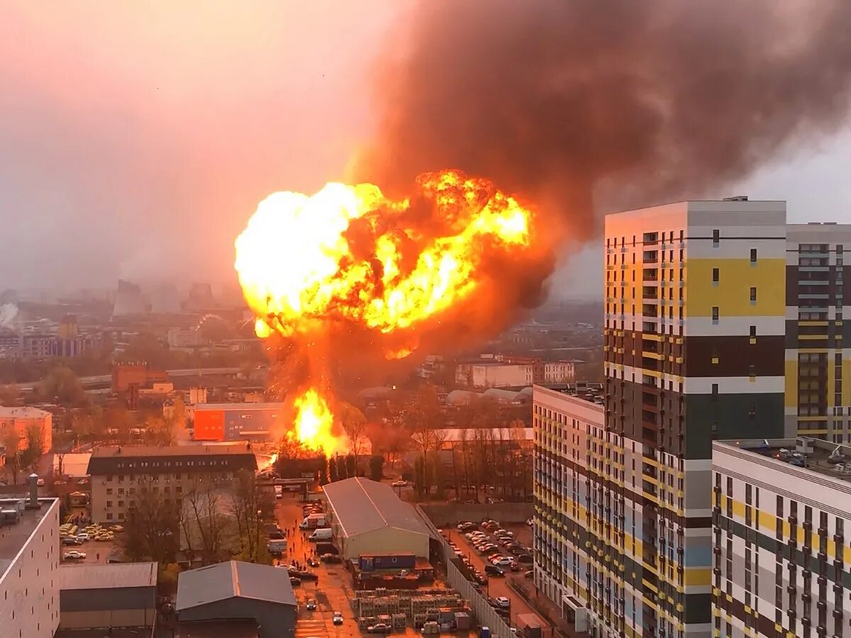 Пожар в Москве. Пожары и взрывы. Взрыв газа. Взрыв здания. Теракт в москве вчера вечером