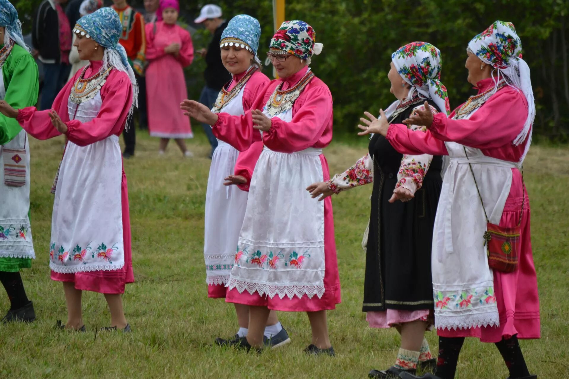 Станкин фото станков. Праздник гырон быдтон. Удмурт 2. Кряшены крещеные татары. Удмурт 2.