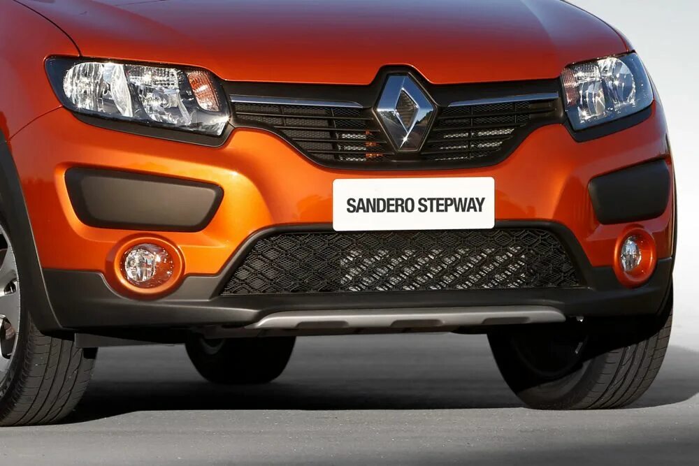 Бампер сандеро степвей 2 купить. Решетка радиатора Renault Sandero Stepway 2. Решетка радиатора Рено Сандеро степвей 2. Защита бампера Рено Сандеро степвей 2. Решетка радиатора Сандеро степвей 2.