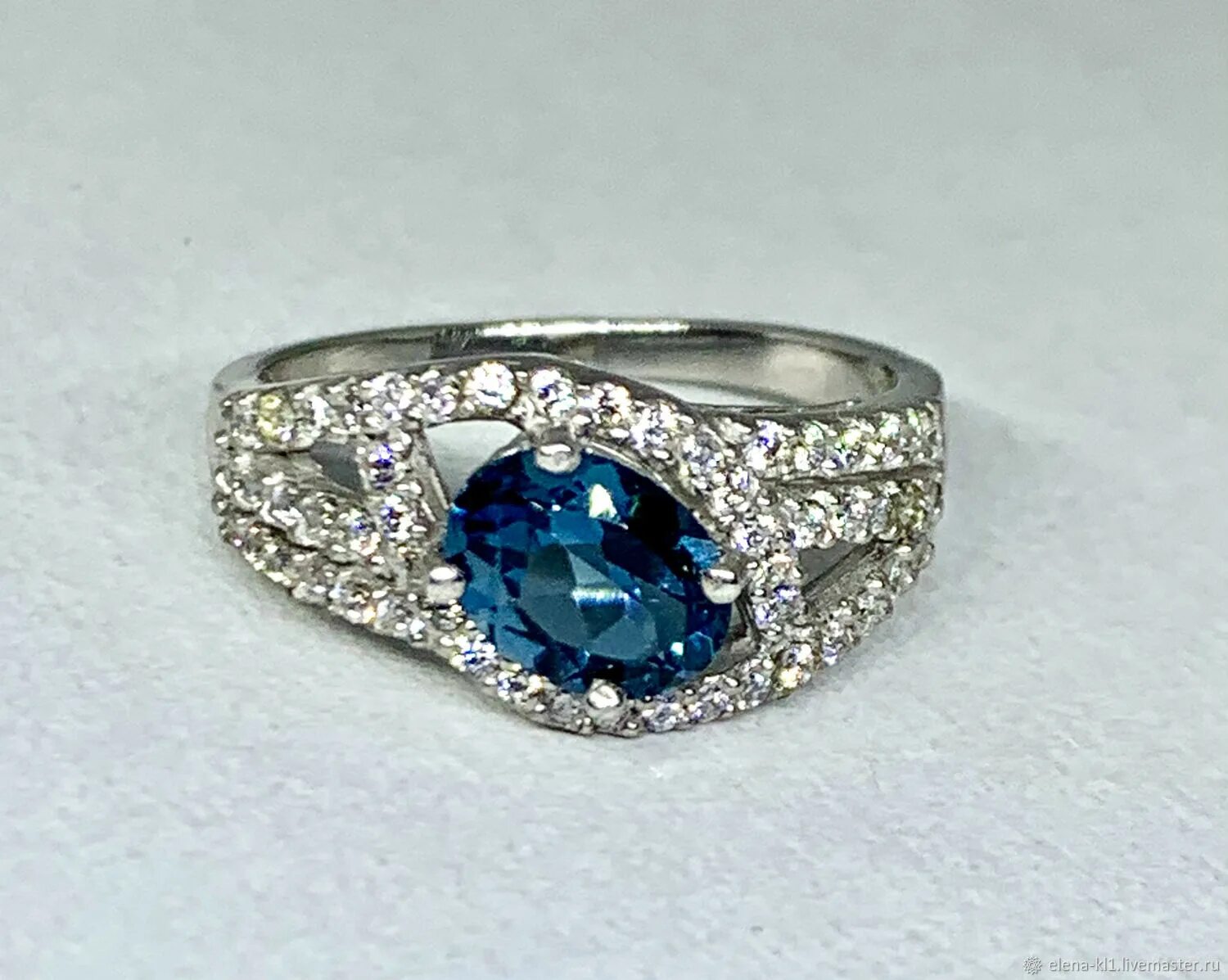 Топаз 10 карат. Топаз 186. Teosa кольцо. Полосатый топаз. Топаз лондон блю выцвевший.