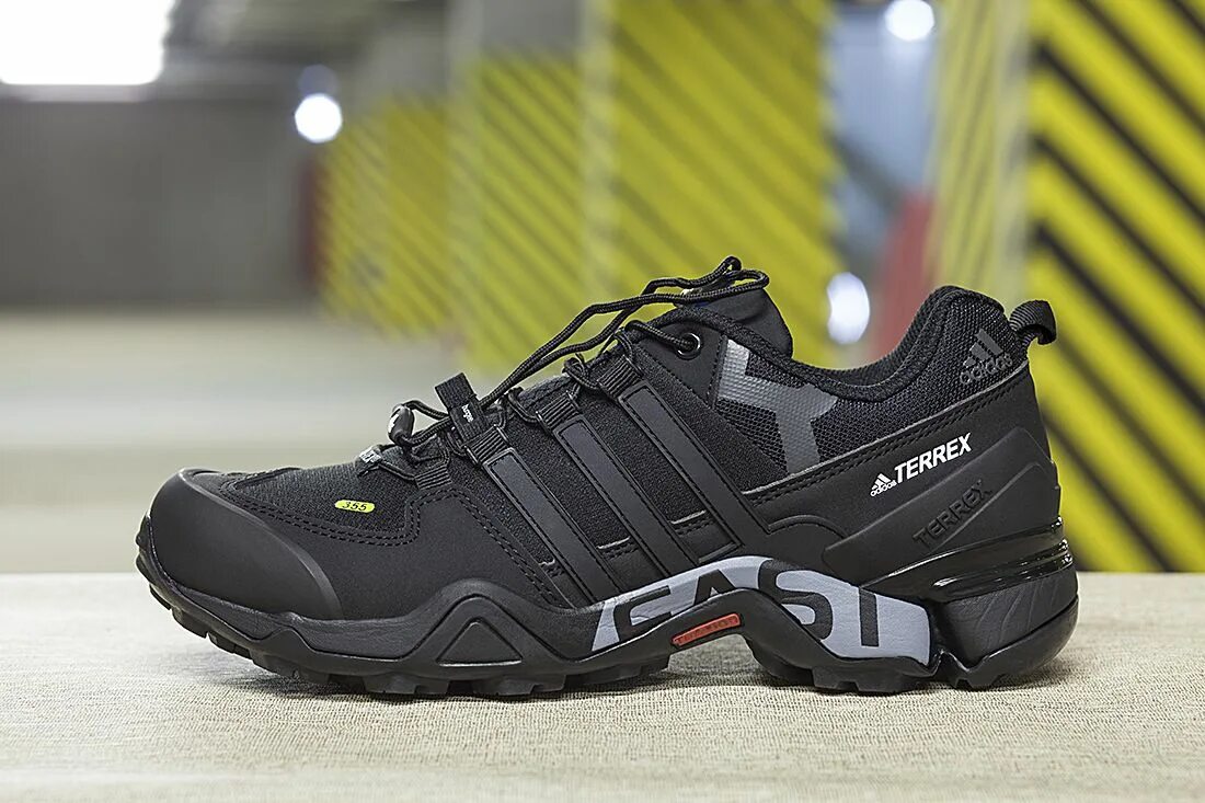 Adidas adidas Terrex. Кроссовки adidas Terrex 380. Кроссовки адидас Terrex мужские. Зимние кроссовки адидас Терекс. Кроссовки адидас террекс