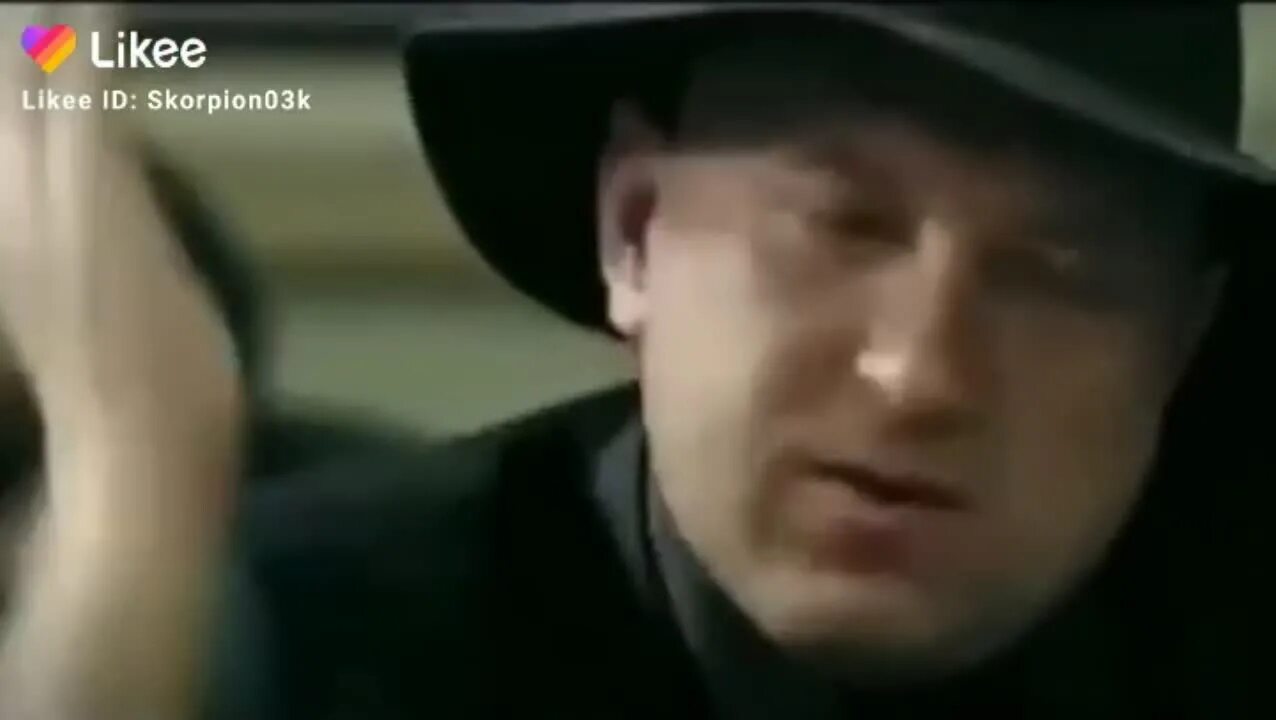 Насчет фотографии. Lul. Молодожены считают деньги. Насчет фотографии. Человек, который смеется.