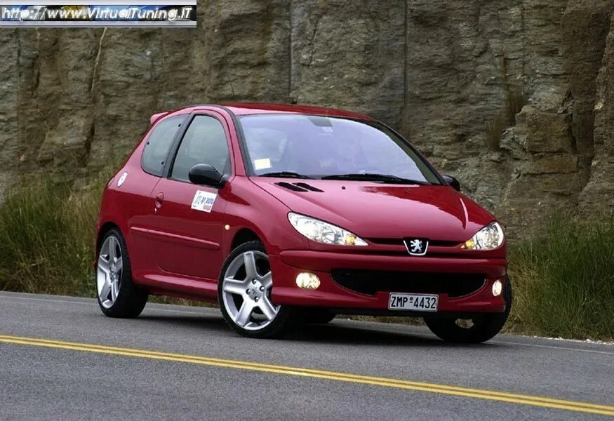 Пежо 206 седан красный. Peugeot 206 tuned. Peugeot 206 седан tuning. Peugeot 206 body kit. Пежо 206 седан спорт.