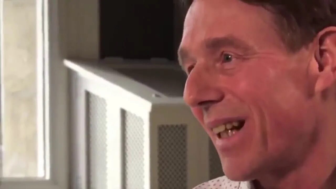 Рональд бернард банкир интервью. Рональд бернард найден мёртвым. Рональд бернард. Рональд бернард. Рональд бернард банкир интервью.