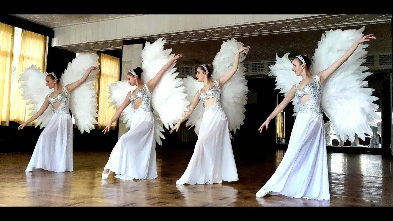 Ангелы ритма шоу балет. Танец ангелов. Ангелы в танце. Костюм для танца ангелов.