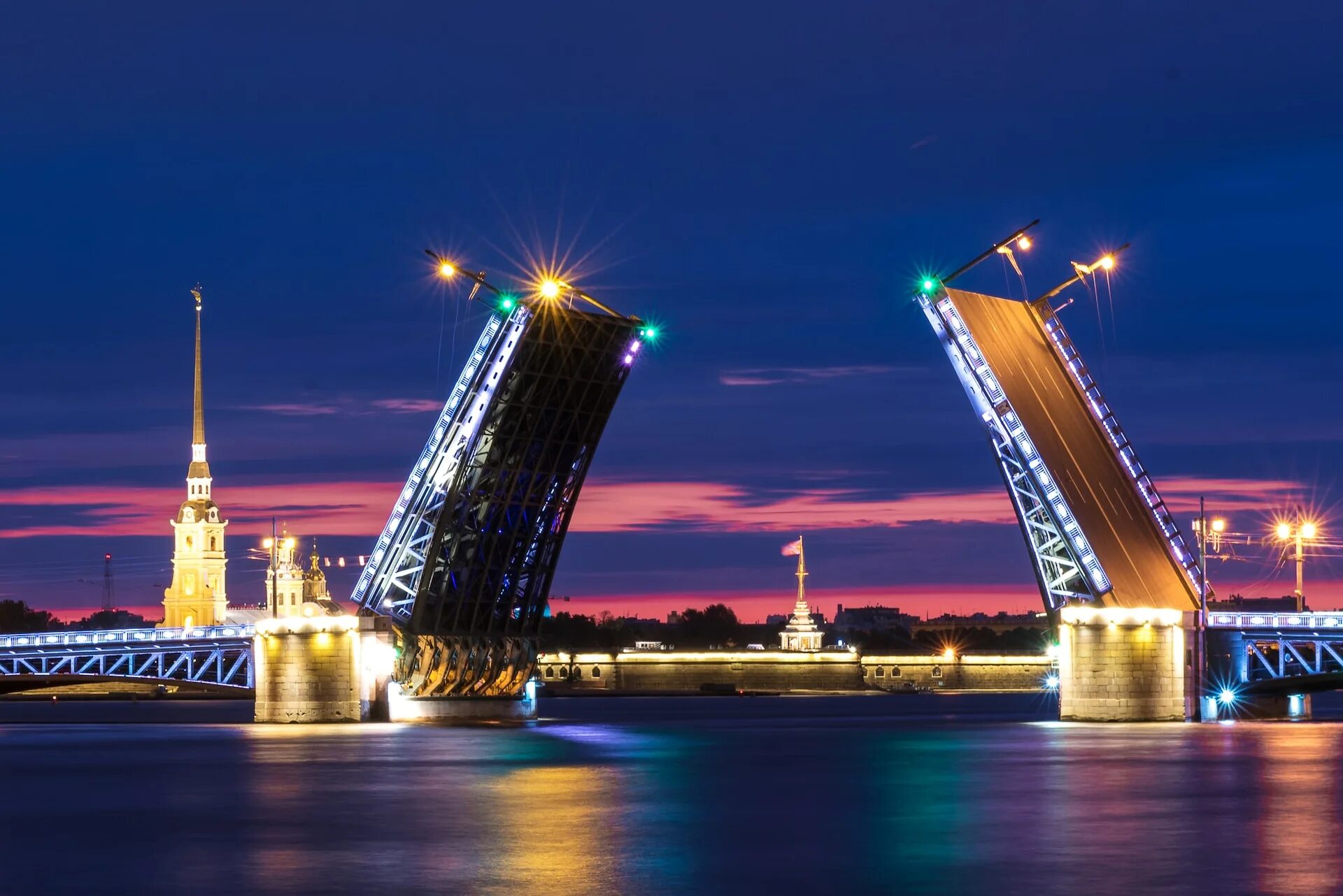 Город разведенных мостов. Дворцовый мост. городраздвижных мостов санкт-петербург. разводные мосты. мой город-санкт-петербург..