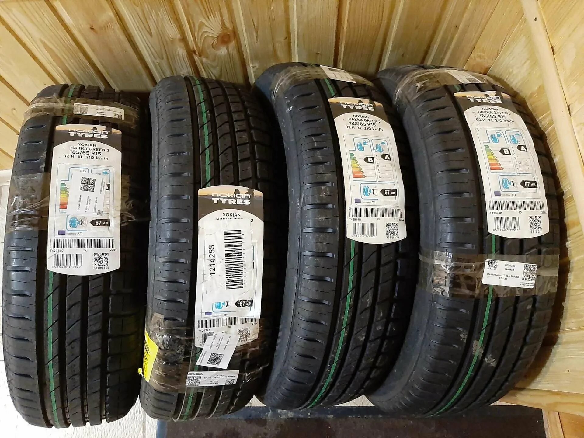 Nokian green 2. Nokian Hakka Green 2. Nokian Hakka Green. Nokian Tyres Hakka Green 2. 185/65 15 Нокиан.