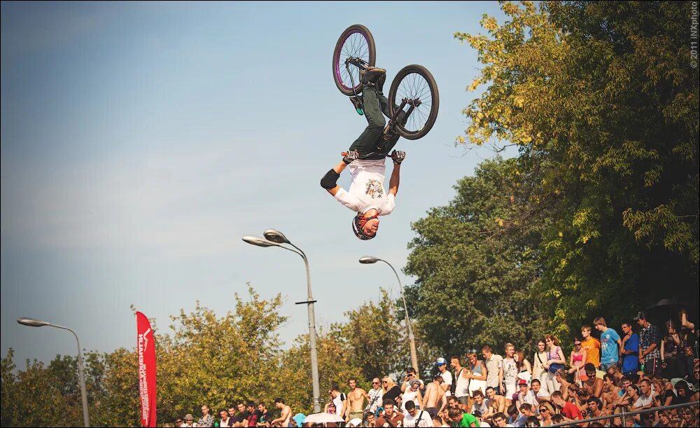 Адреналин королева. Адреналин бмх. bmx соревнования. триальные трюки. международные соревнования по бмх.
