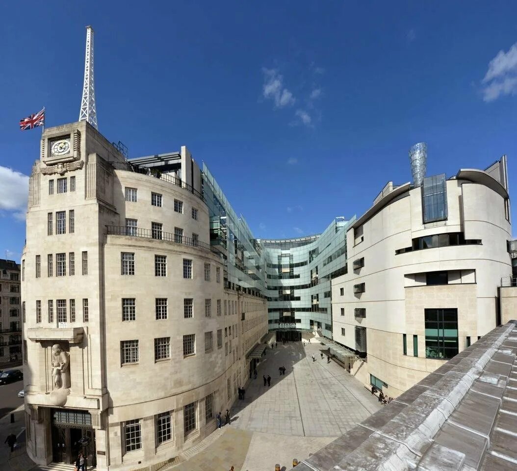 Bbc дом. Здание бибиси в лондоне. коммуникационный центр бибиси в лондоне. штаб квартира bbc в лондоне. штаб квартира бибиси в лондоне просперо.