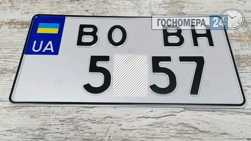 Номер украины пример. Гос номера Украины. Квадратные номера для легкового автомобиля. Украинские номера квадратные. Номерные знаки 94 регион.