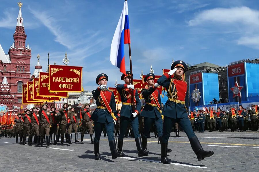 Московский военный парад. Парад Победы на красной площади. Парад на красной площади 9 мая. Парад на красной площади 9 мая 2015 года. 9 Мая день Победы парад на красной площади.