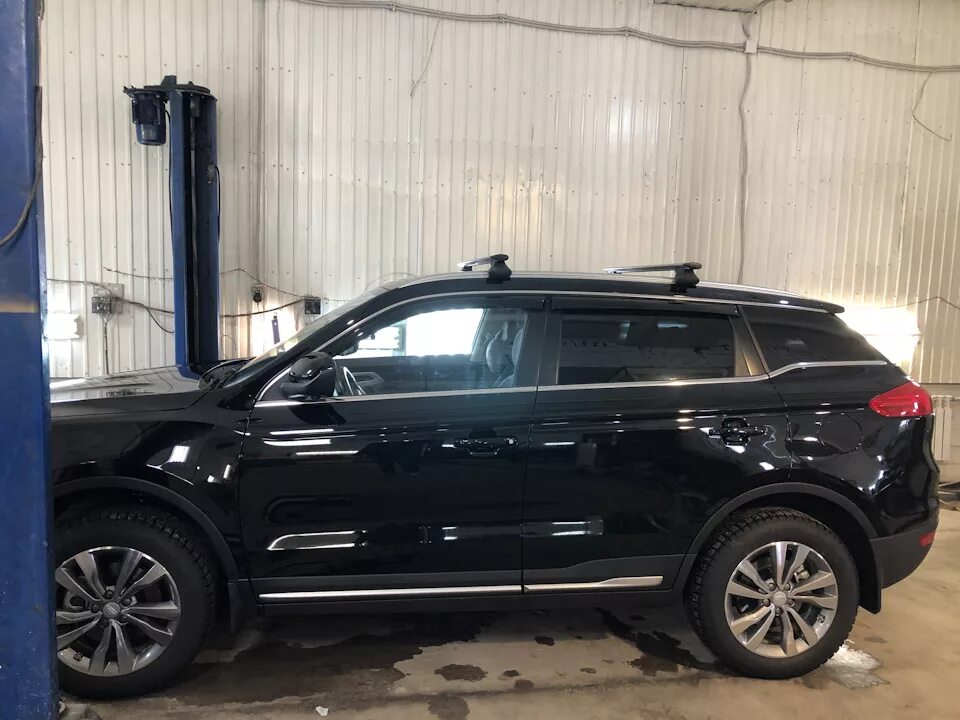 Geely thule. Geely thule