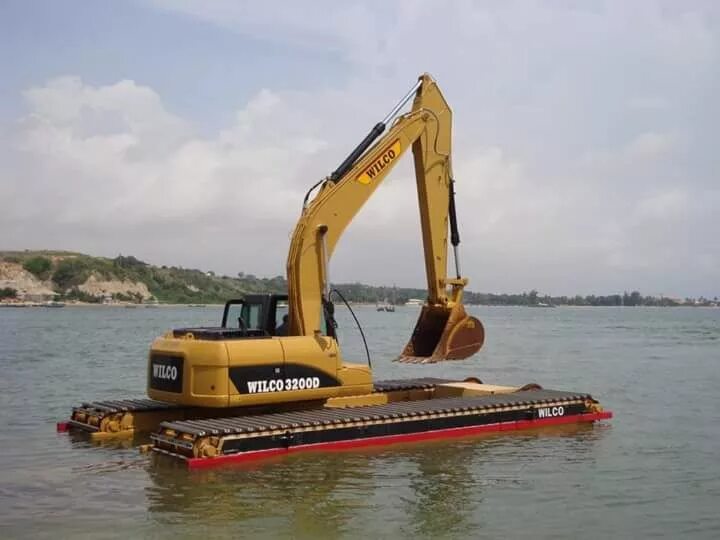 Уровень в экскаватор. Экскаватор амфибия сат 318. Экскаватор-амфибия Hitachi zd200. Экскаватор ZY 210sd. Cat 320d.