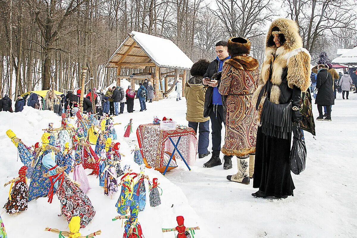 Выход зимы на масленицу. Проводы зимы рубцовск. Масленица фотосессия. Зима масленица. Выход зимы на масленицу.