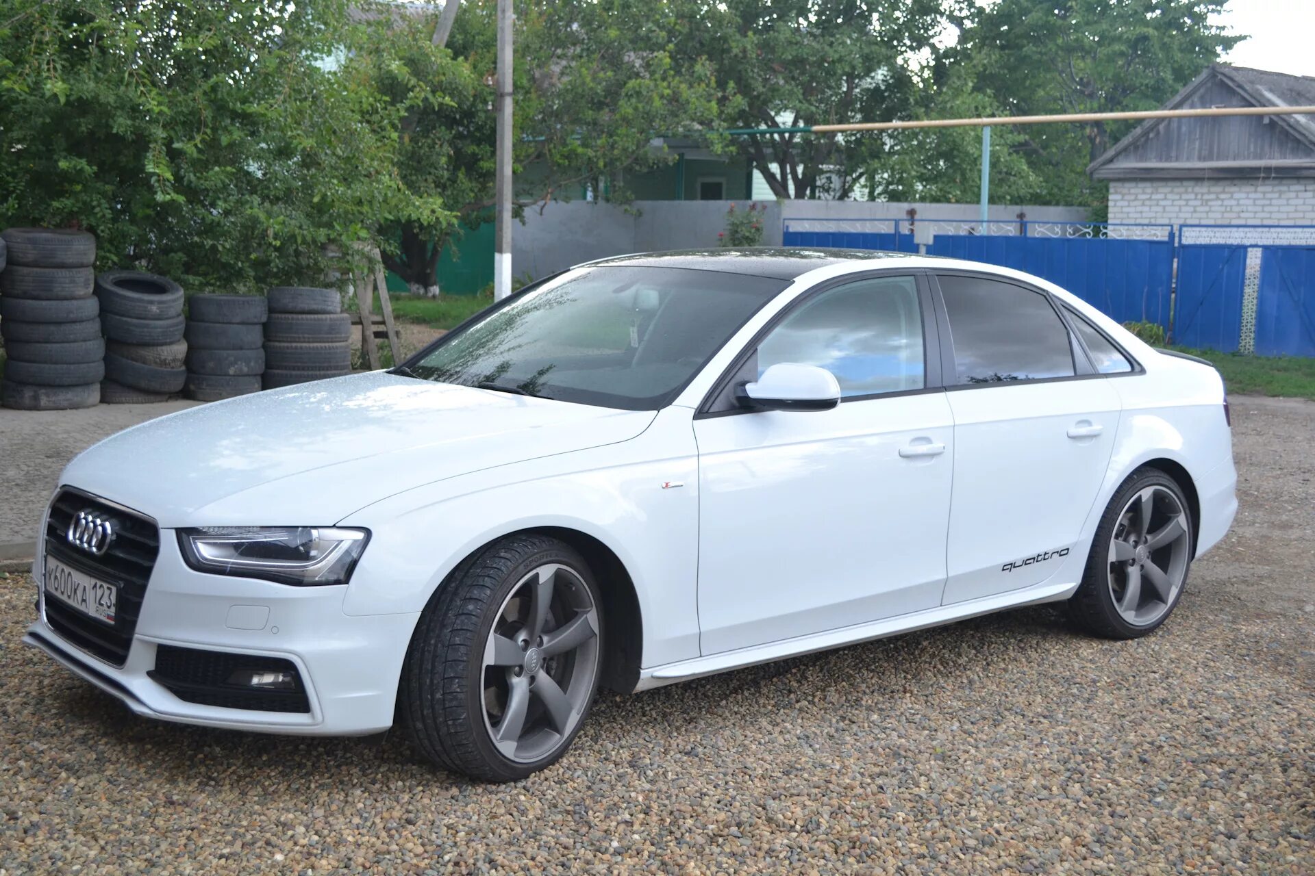 Audi a4 b8. Audi a4 b8 тонированная. Audi a4 b8 белая. Audi a4 b8 2014. Купить ауди а4 в8