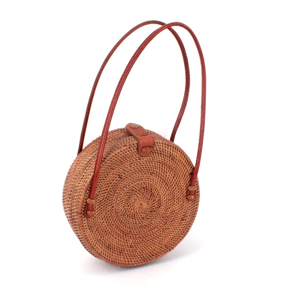 Плетеная сумка купить. Плетеная сумка. Плетеная сумка из ротанга. Сумка плетеная круглая женская. Сумочка женская из ротанга.