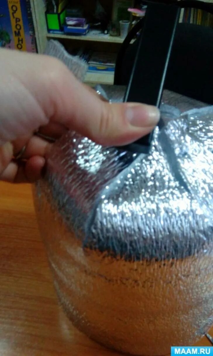 Шлем богатыря из утеплителя. Шлем богатыря своими руками. Шапка богатыря. Шлем богатыря из картона. Костюм богатыря для мальчика из утеплителя.