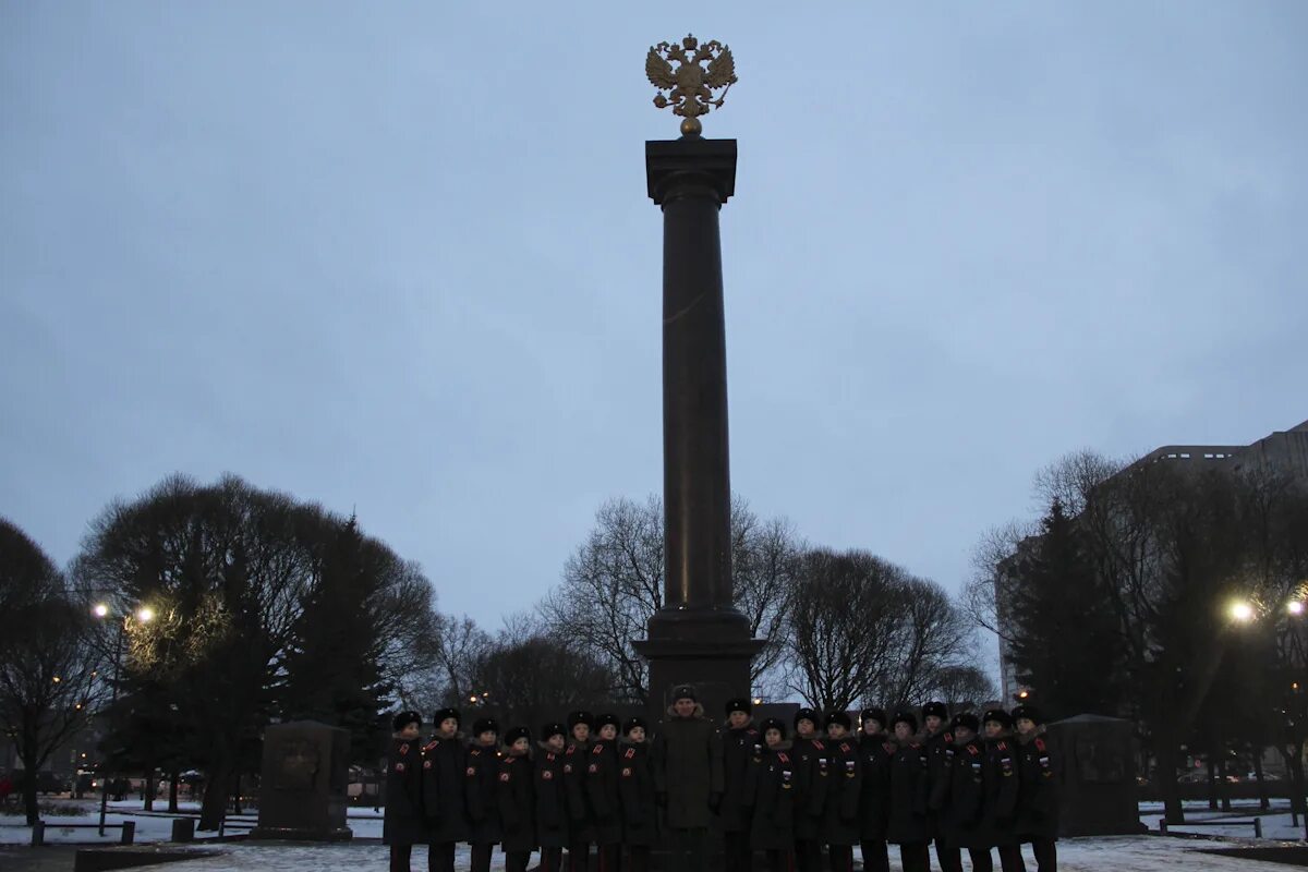 Города воинской славы питера. Стела «город воинской славы» (Колпино). Выборг стела воинской славы.