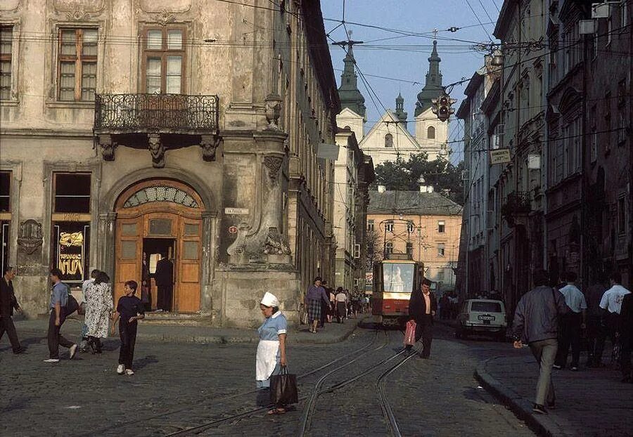 Улицы 80 х