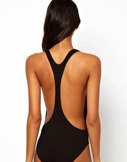 Body 9