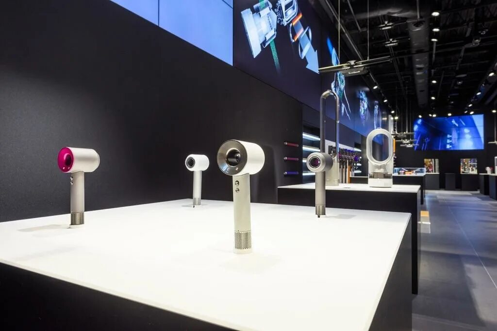 Dyson 969048-05. Dyson фирменный. Dyson фирменный. Островок dyson. Бутик dyson.