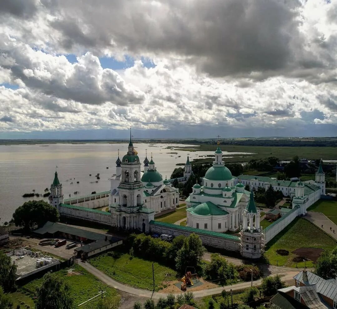 Спасо яковлевский монастырь. Ростов великий спасо-яковлевский монастырь. спасо-яковлевский димитриев монастырь в ростове. ростов великий спасо яковлевский димитриев. переславль залесский спасо яковлевский монастырь.