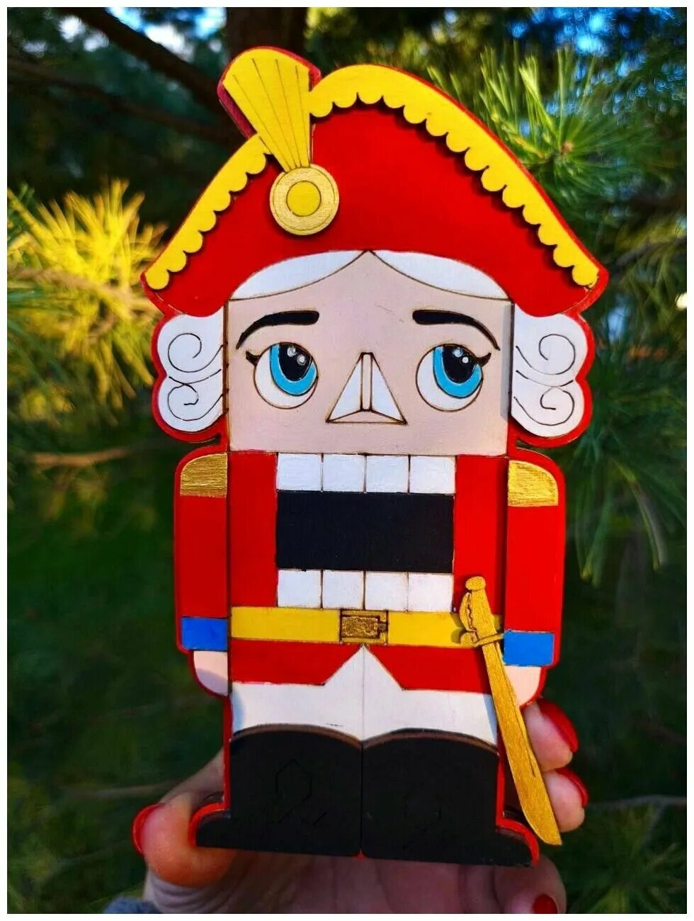 аппликация игрушка щелкунчик 4 класс. подвижная игрушка щелкунчик. описание книги щелкунчик и мышиный король. сюжет щелкунчика краткое. характер щелкунчика.