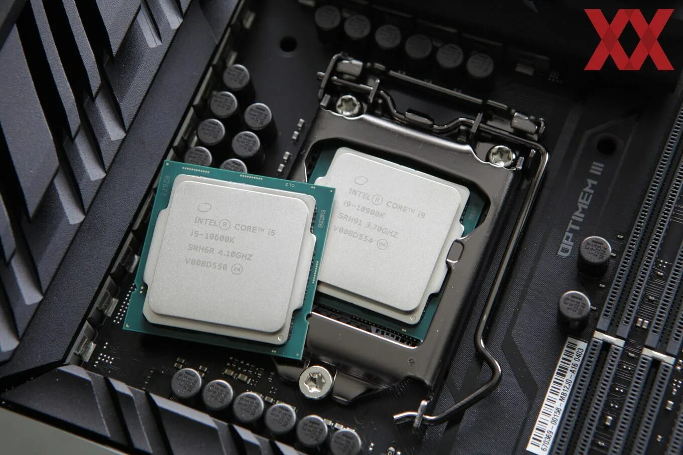 Интел обзор. Процессор Intel Core i9-10900k. Core i5 10600k. Процессор Intel Core i5-10600. Core i9-10850k.