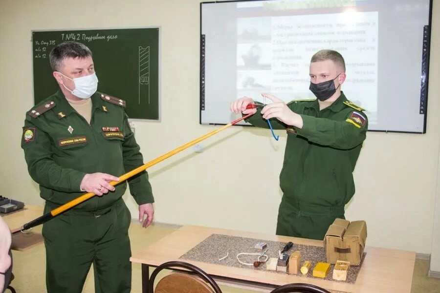 Военно инженерный сайт. МТО Пенза Военная Академия. Курсанты военной Академии МТО. Филиал военной Академии МТО Г Пенза. Военный институт имени Хрулева.