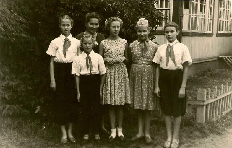 Трагедия на луковом озере ногинск в 1960. Луково озеро 1960. Луковое озеро лагерь. Луково озеро 1960. Луковое озеро лагерь трагедия.