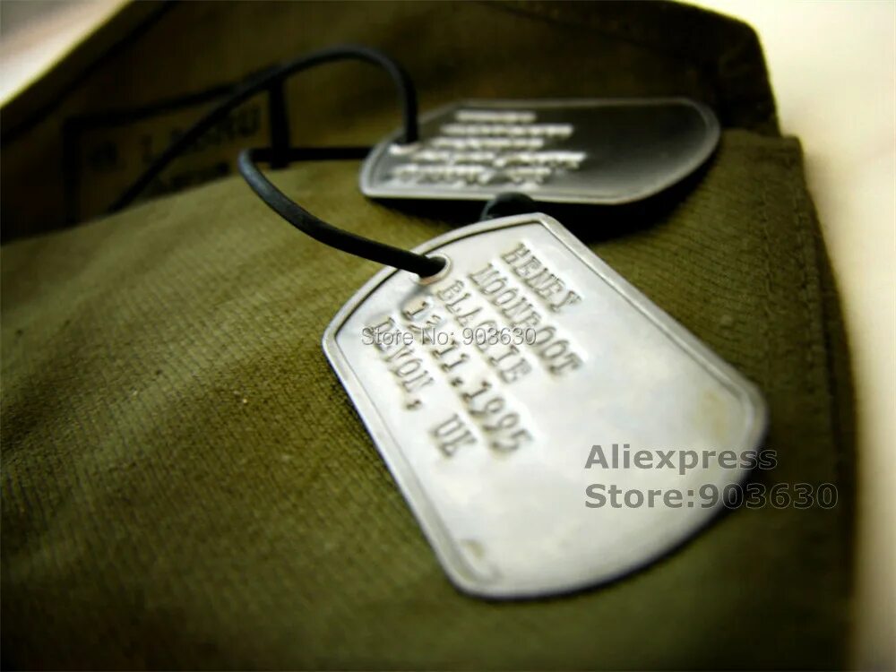 Что означает бирка на собаке. Dog tags Вьетнам. Армейский медальон на собаке. Собака с биркой. Бирка для собачьей одежды.