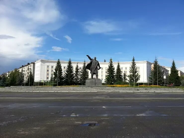 Центр краснотурьинска. Краснотурьинск свердловская область. краснотурьинск центр. краснотурьинск площадь. городского округа краснотурьинск.