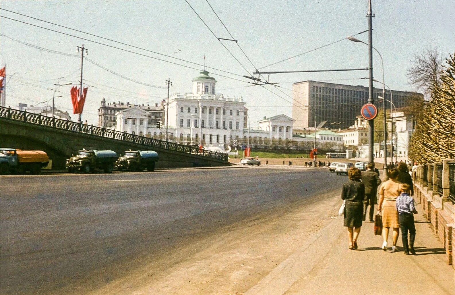 Какая столица советского союза. Советская площадь в 1980 году. Столица СССР. Москва 1972 год. Фотографии 1972 года.