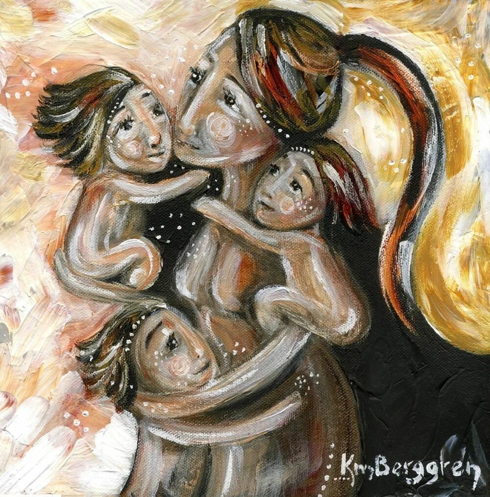 Трех дочерей имел. Кэти Берггрен. Кэти Берггрен дочка с мамой. Кэти Берггрен 3 детей. Кэти Берггрен картины семья.
