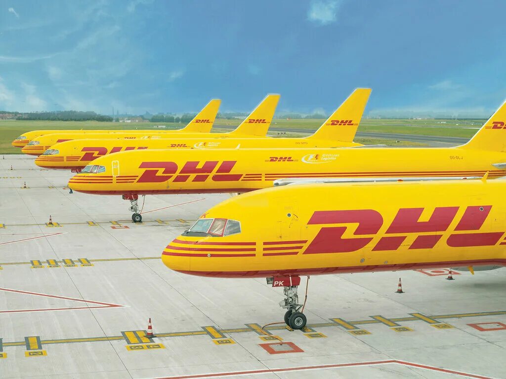 DHL. DHL экспресс. Самолет ДХЛ. DHL Express самолет.