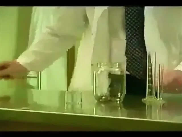 Эксперимент в банке. Блохи в банке. опыт с блохами в банке видео. блохи в банке эксперимент видео.